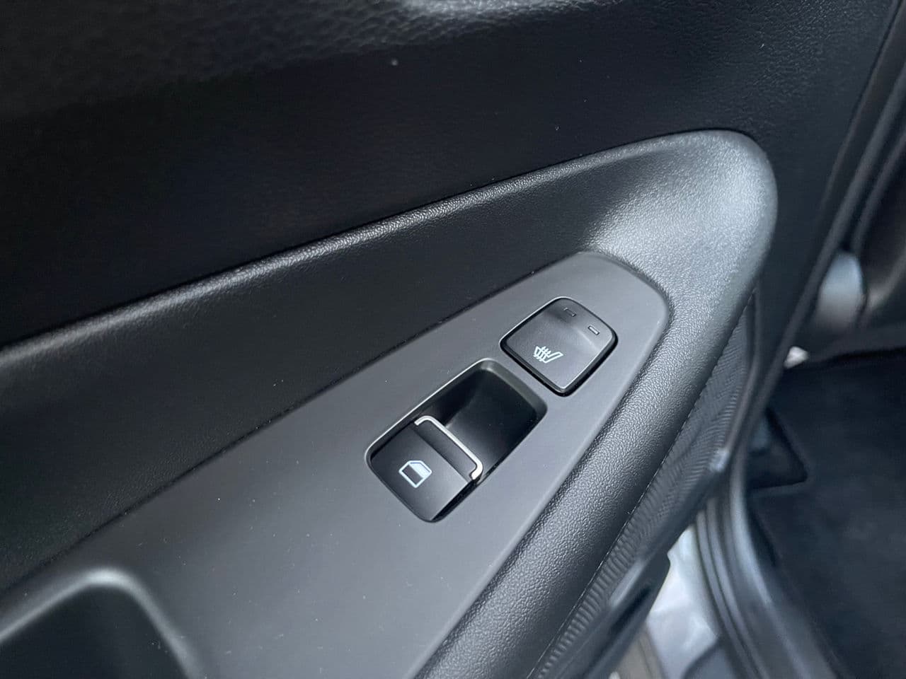 Hyundai Santa Fe 2019 — Миниатюра 7