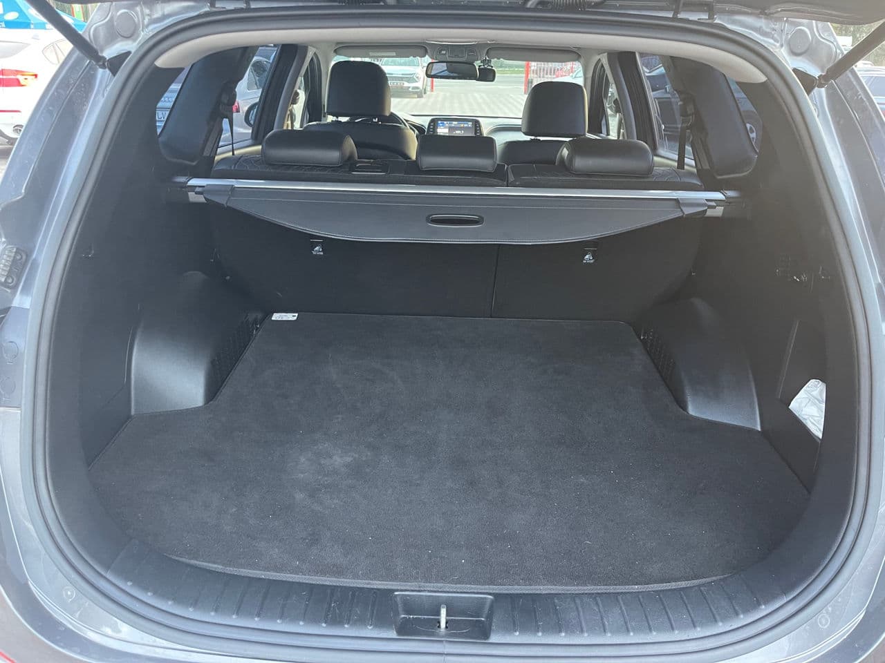 Hyundai Santa Fe 2019 — Миниатюра 17