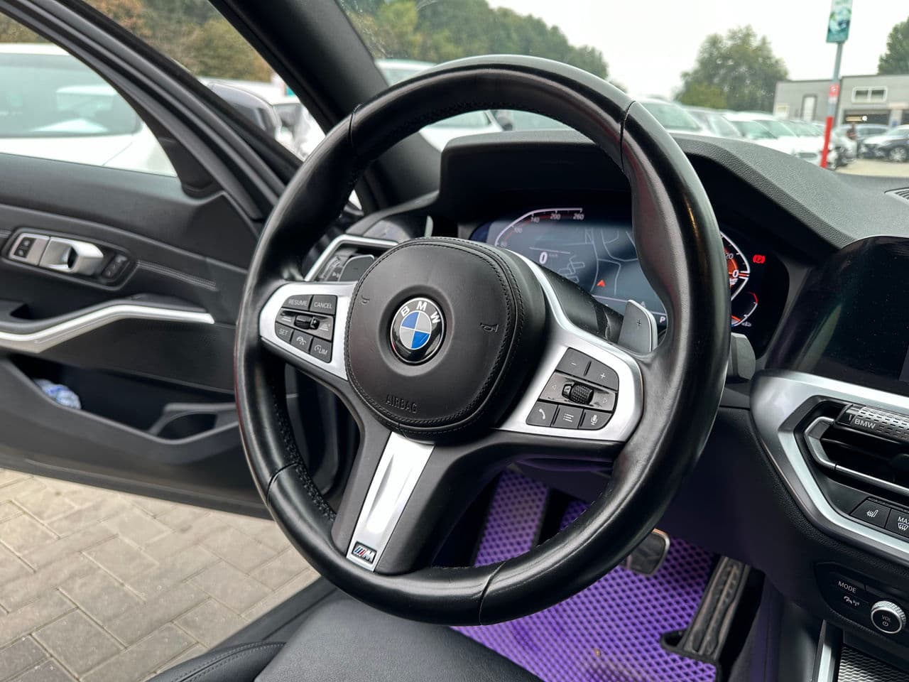 BMW 320 2021 — Миниатюра 8