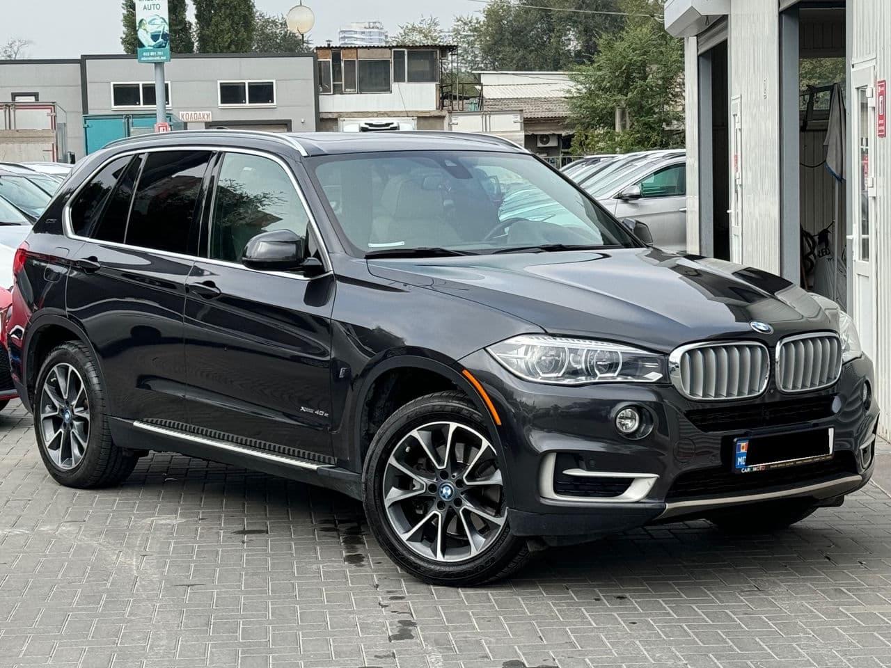 BMW X5 4.0e 2018 — Миниатюра 2