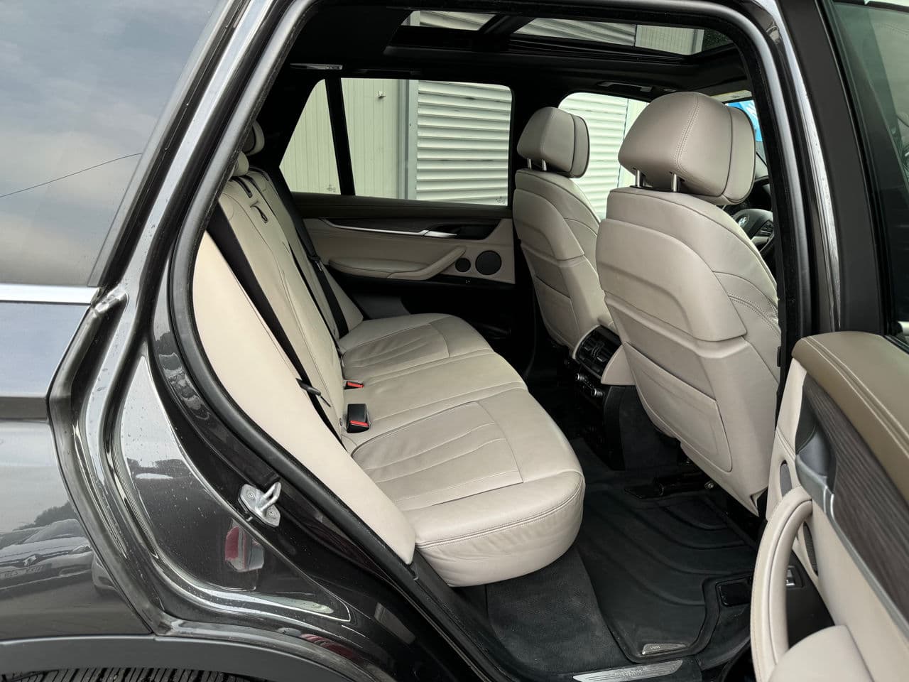 BMW X5 4.0e 2018 — Миниатюра 18