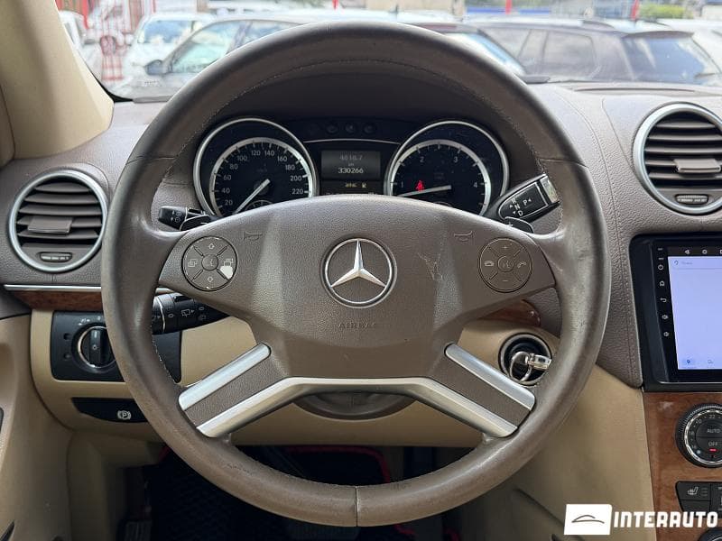 Mercedes GL 350 2010 — Миниатюра 10