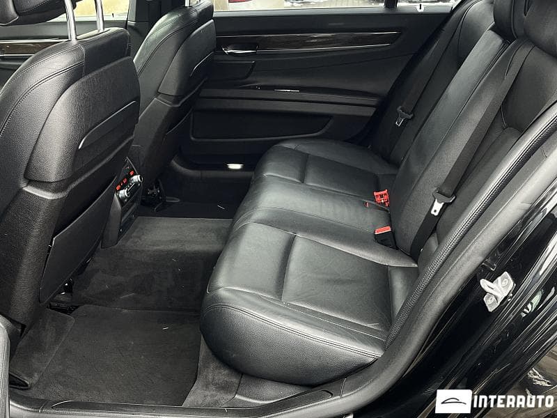 BMW 740 2013 — Миниатюра 16