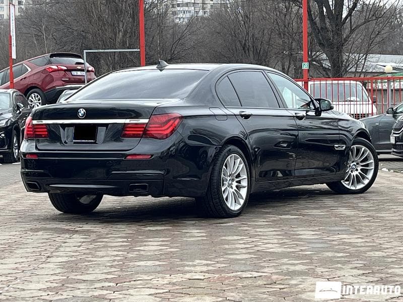 BMW 740 2013 — Миниатюра 3