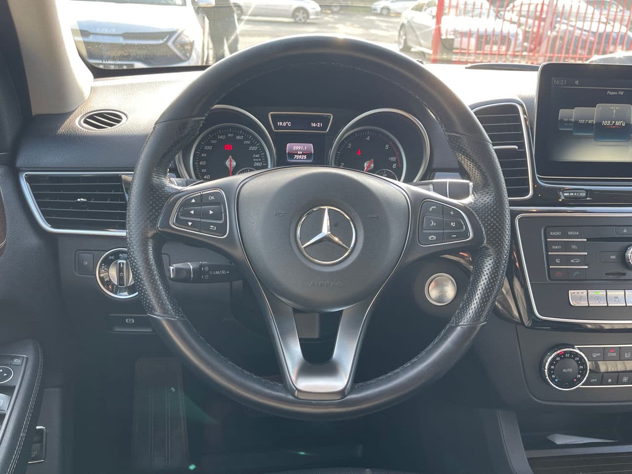 Mercedes GLE 250 2016 — Миниатюра 7