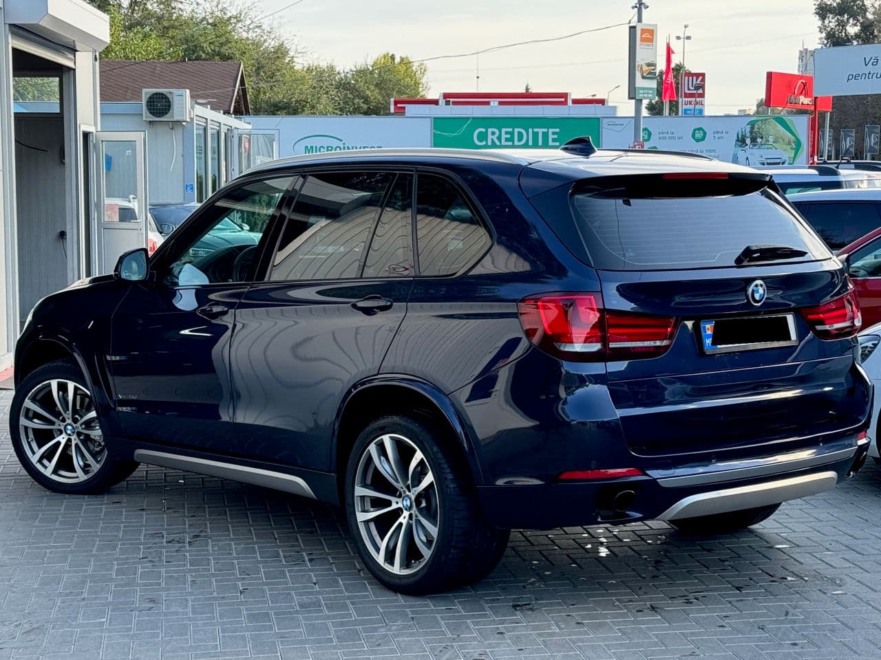 BMW X5 2.5D 2016 — Миниатюра 3