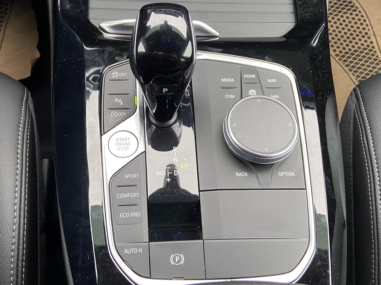 2022 BMW X3 3.0i — Miniatură 17