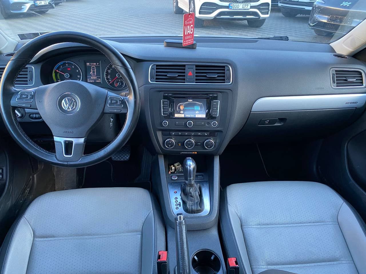 Volkswagen Jetta 2012 — Миниатюра 8