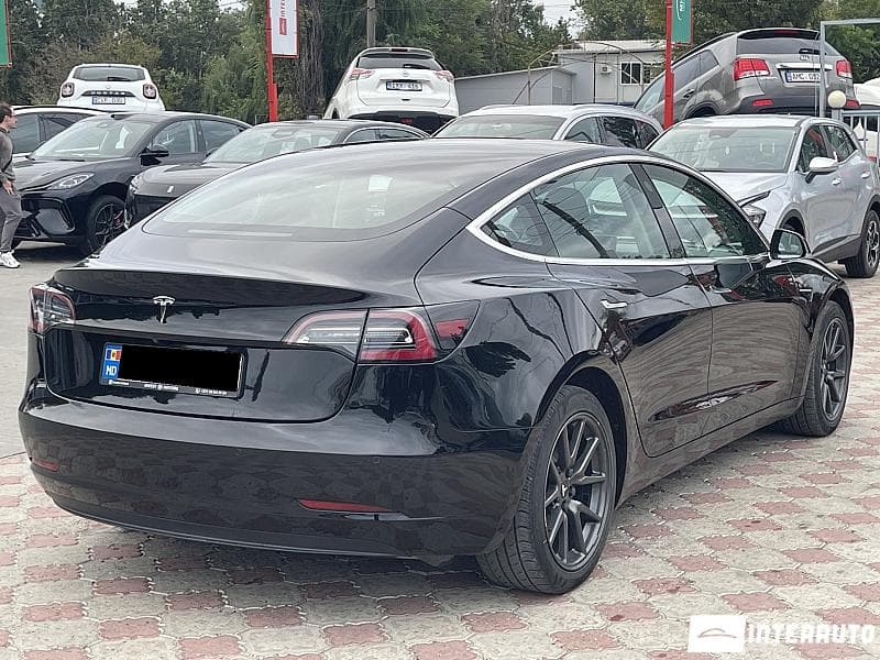 Tesla Model 3 2018 — Миниатюра 3