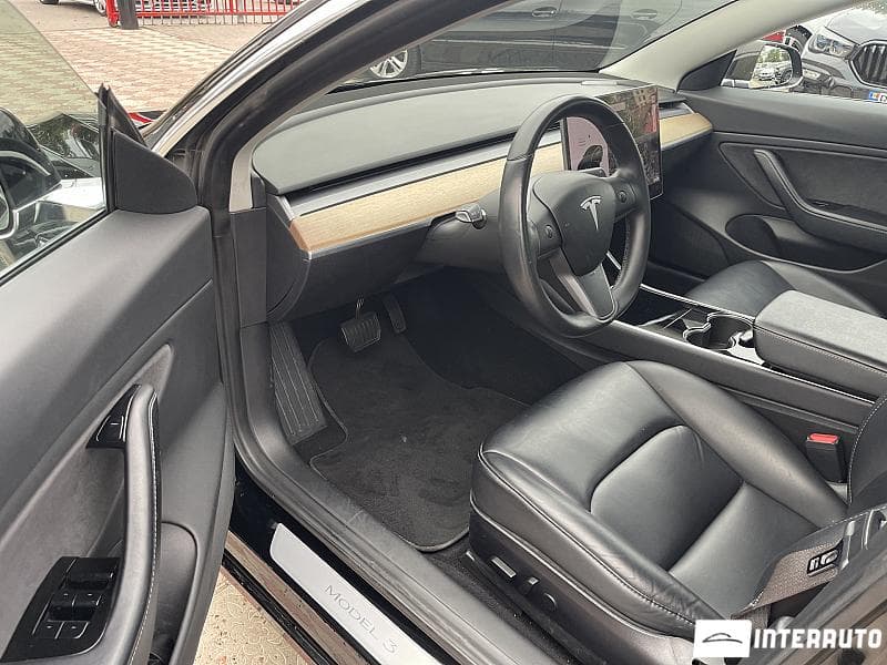 Tesla Model 3 2018 — Миниатюра 6