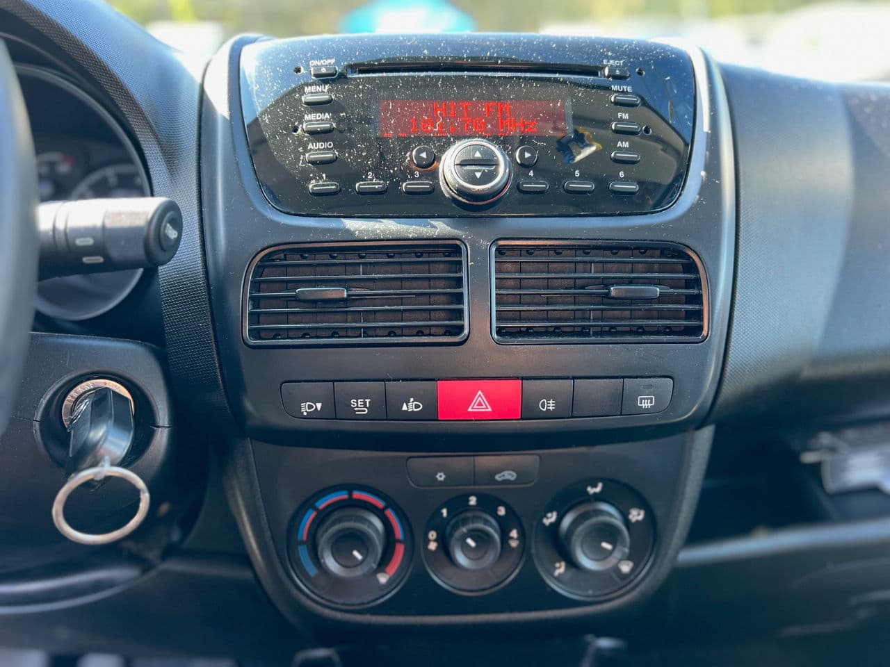 Opel Combo 2018 — Миниатюра 8