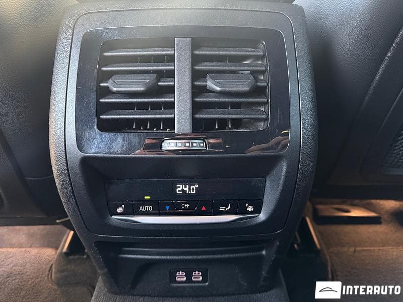BMW X4 M4.0i 2021 — Миниатюра 13