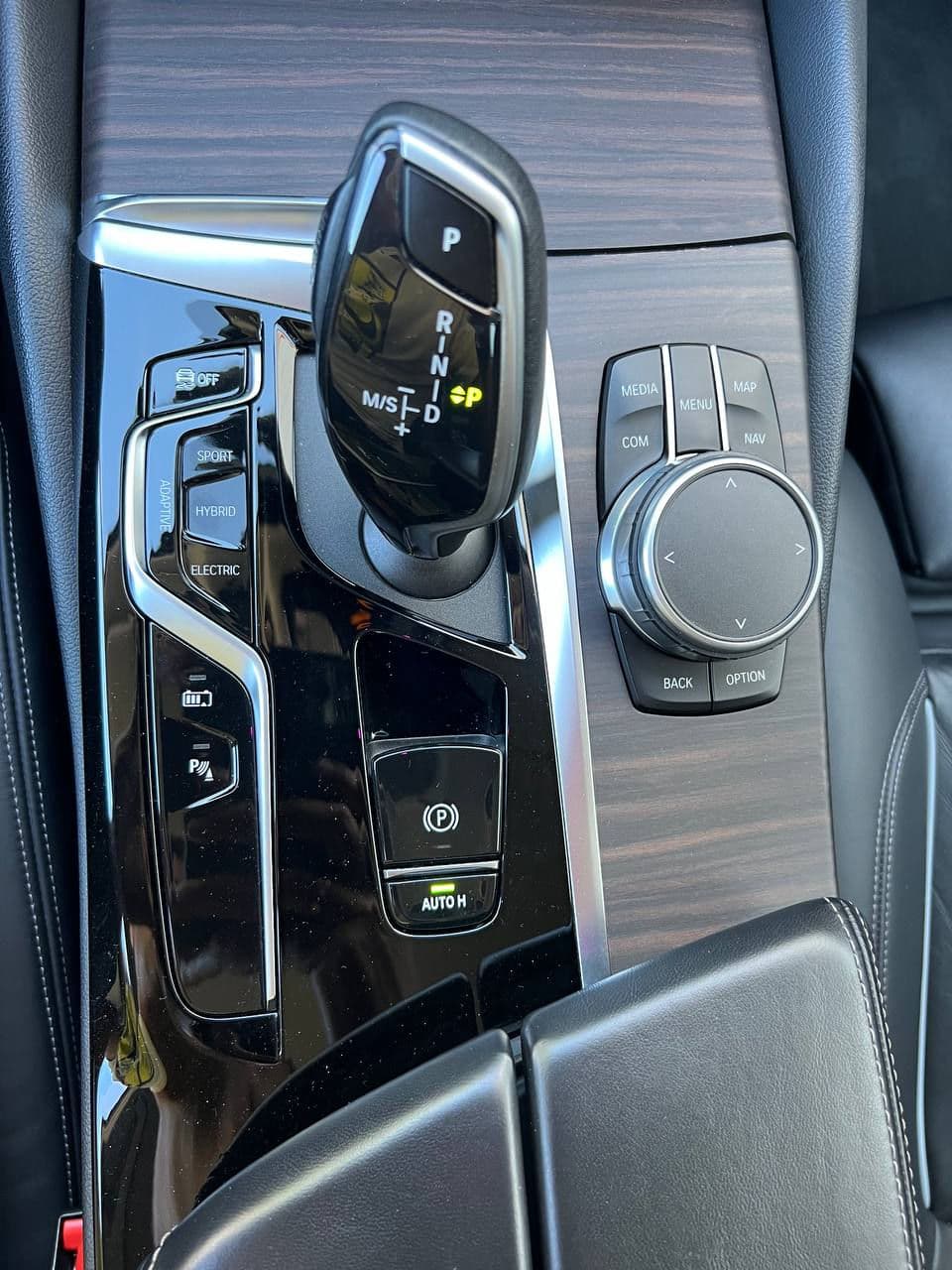 BMW 545e 2021 — Миниатюра 14