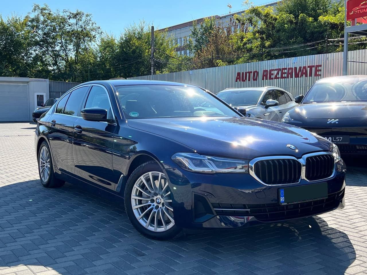BMW 545e 2021 — Миниатюра 3