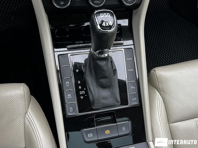 Skoda Superb 2016 — Миниатюра 12