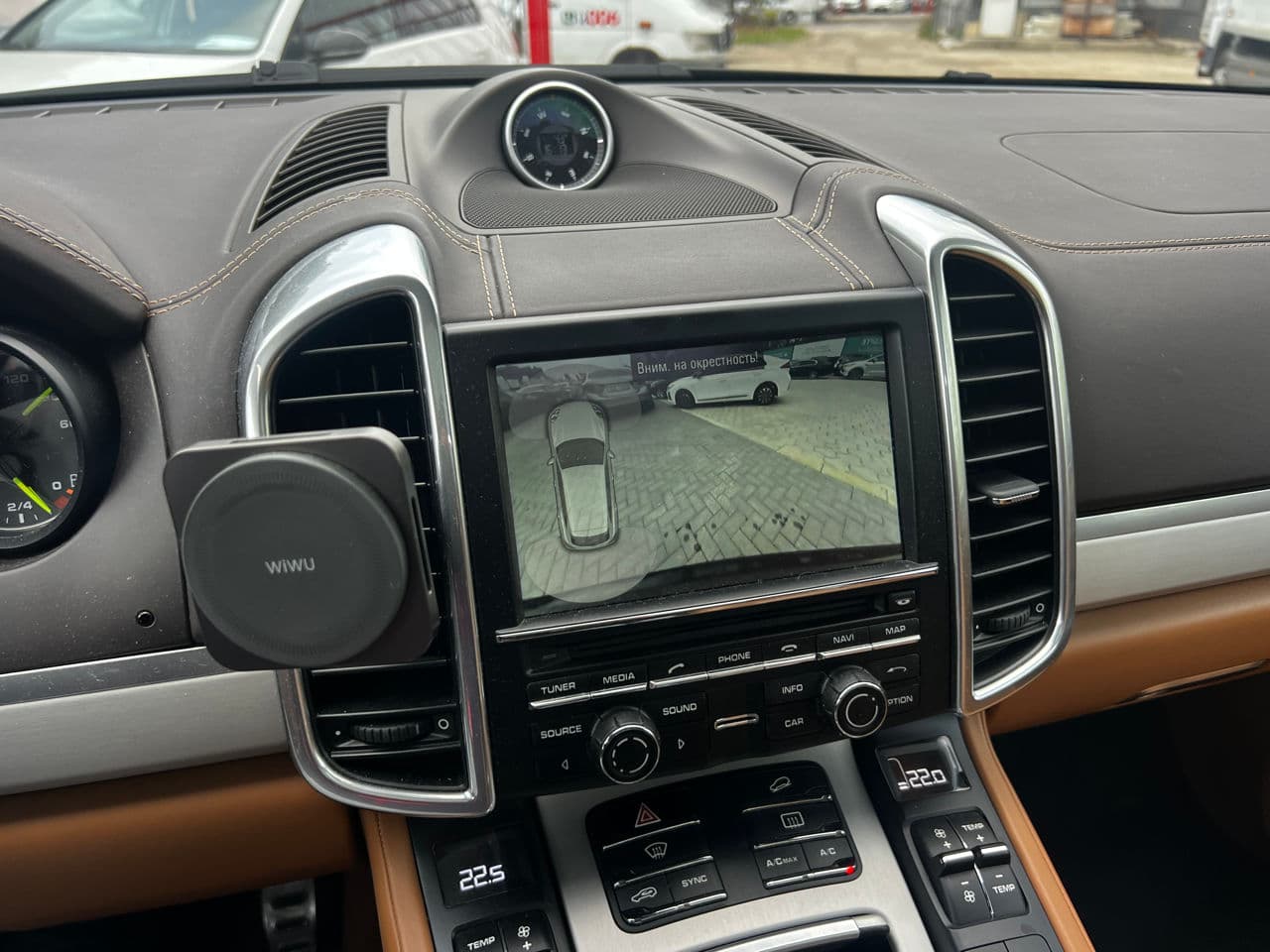 Porsche Cayenne S Hybrid 2014 — Миниатюра 10