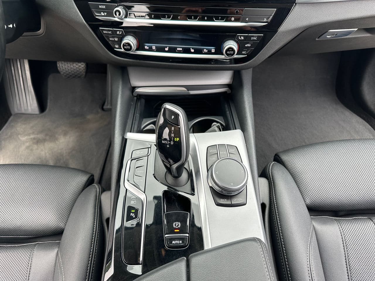 BMW 530e 2020 — Миниатюра 12