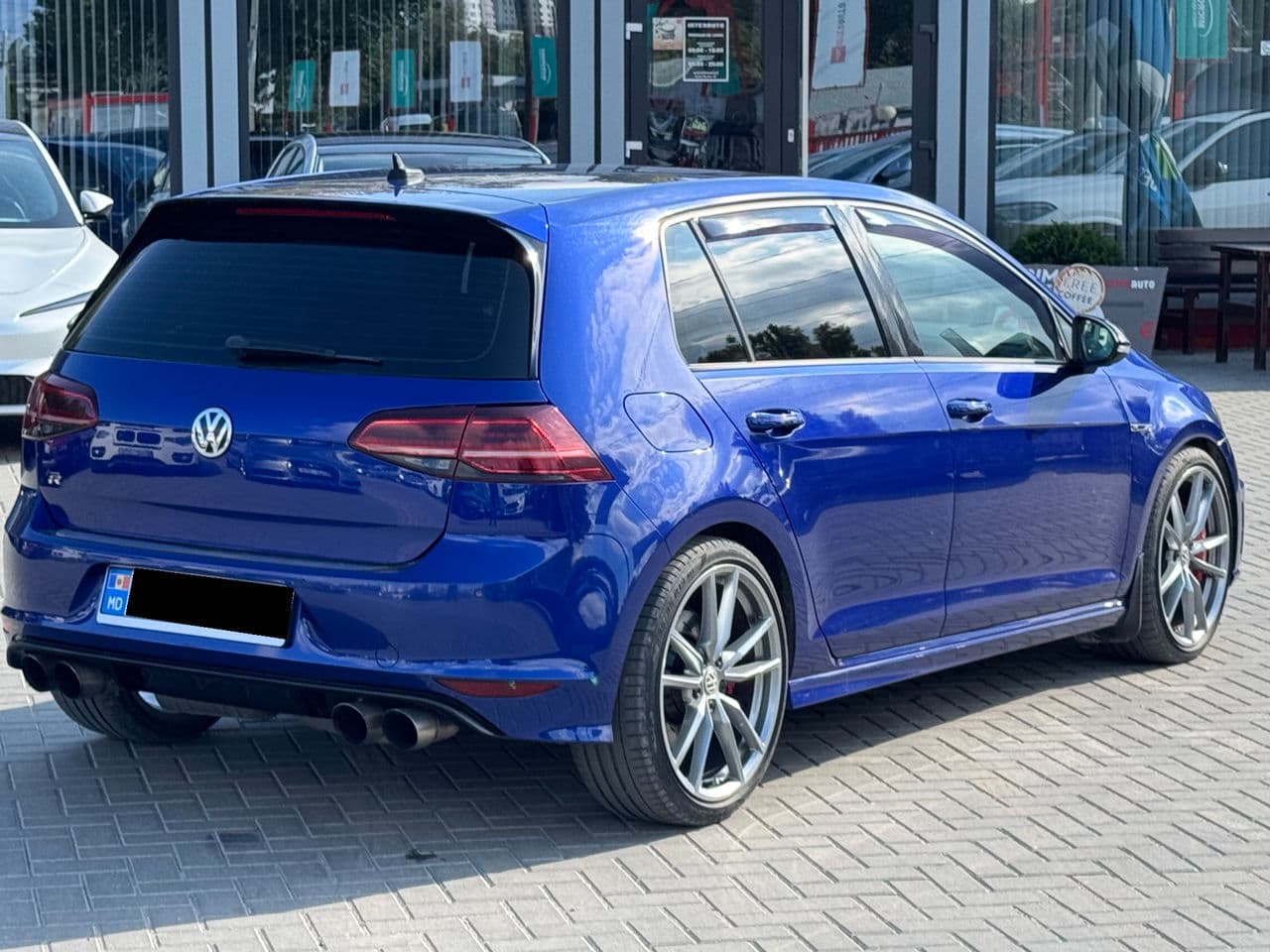 Volkswagen Golf R 2017 — Миниатюра 3