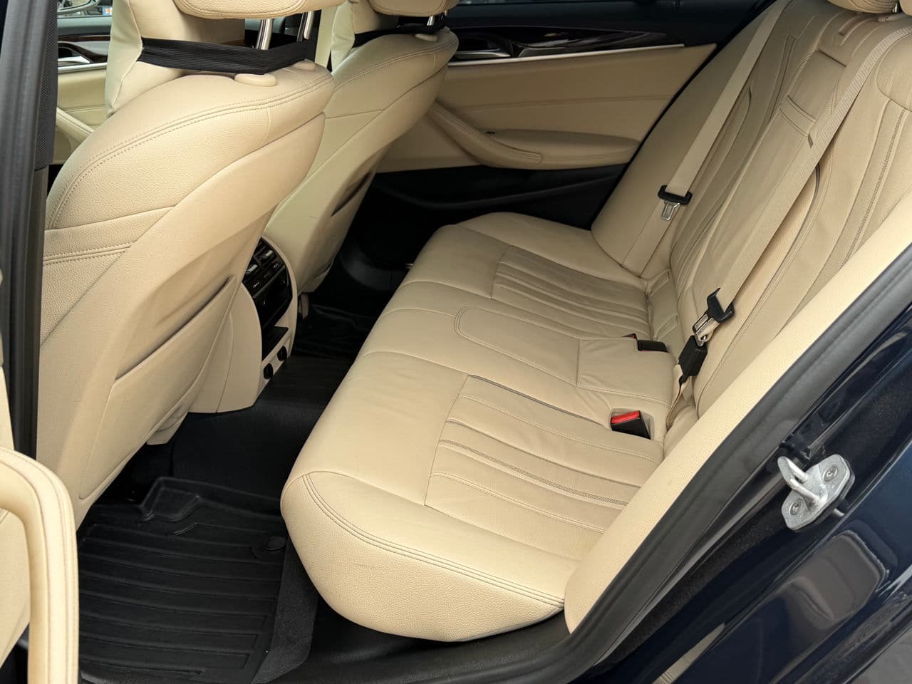 BMW 530 2017 — Миниатюра 19