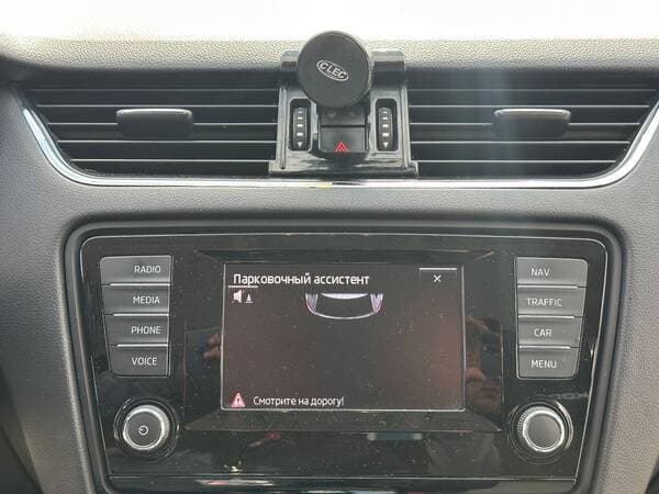 2014 Skoda Octavia — Miniatură 10