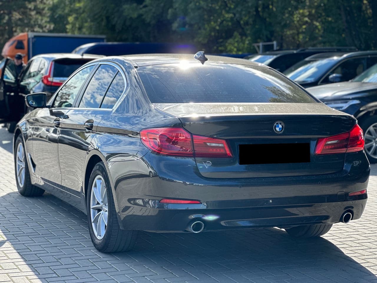 BMW 520 2018 — Миниатюра 4
