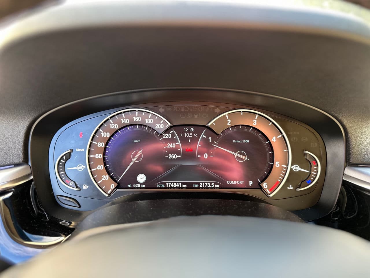 BMW 520 2018 — Миниатюра 10
