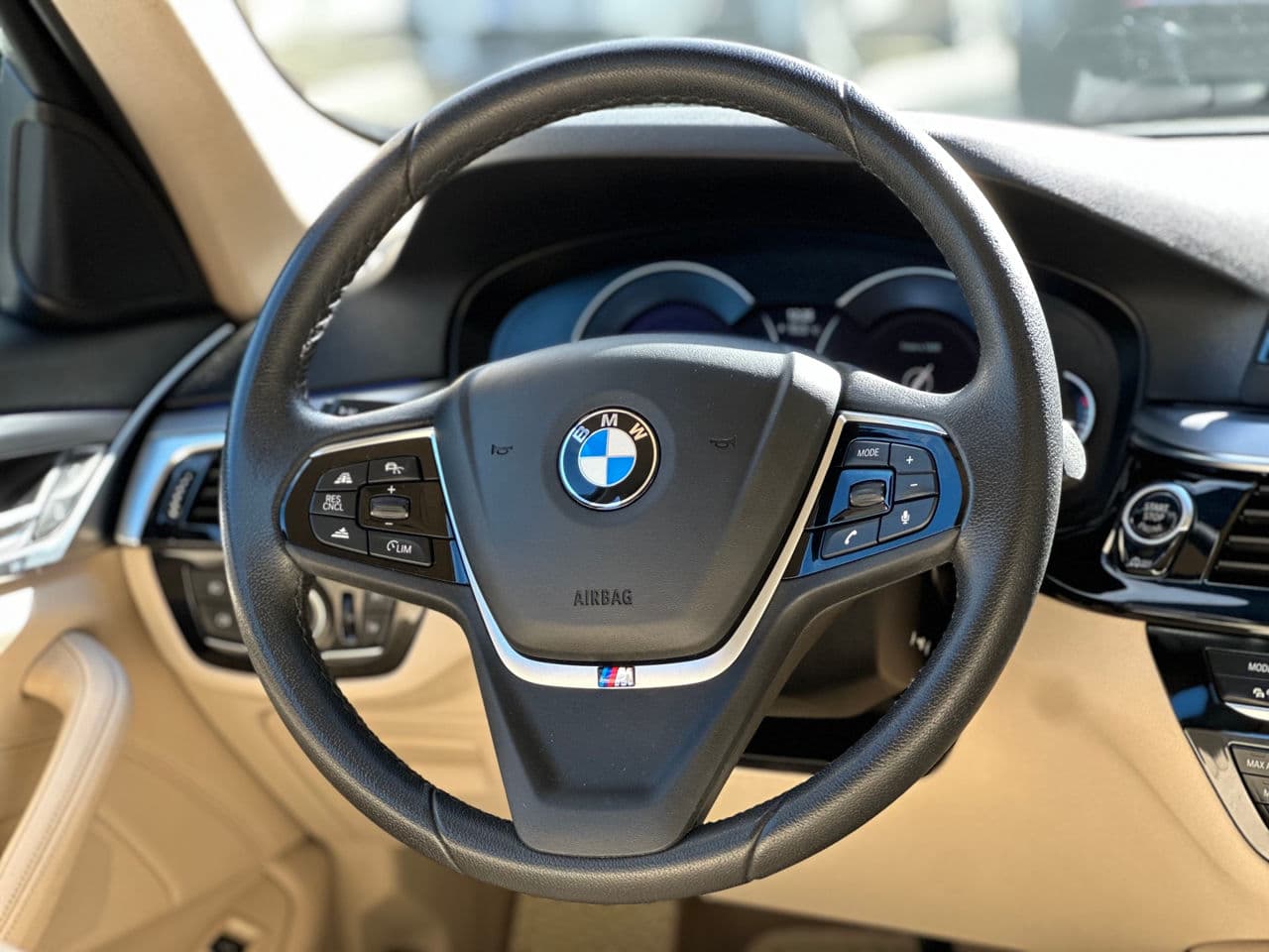 BMW 520 2018 — Миниатюра 9