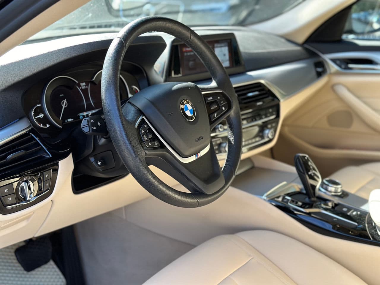 BMW 520 2018 — Миниатюра 7