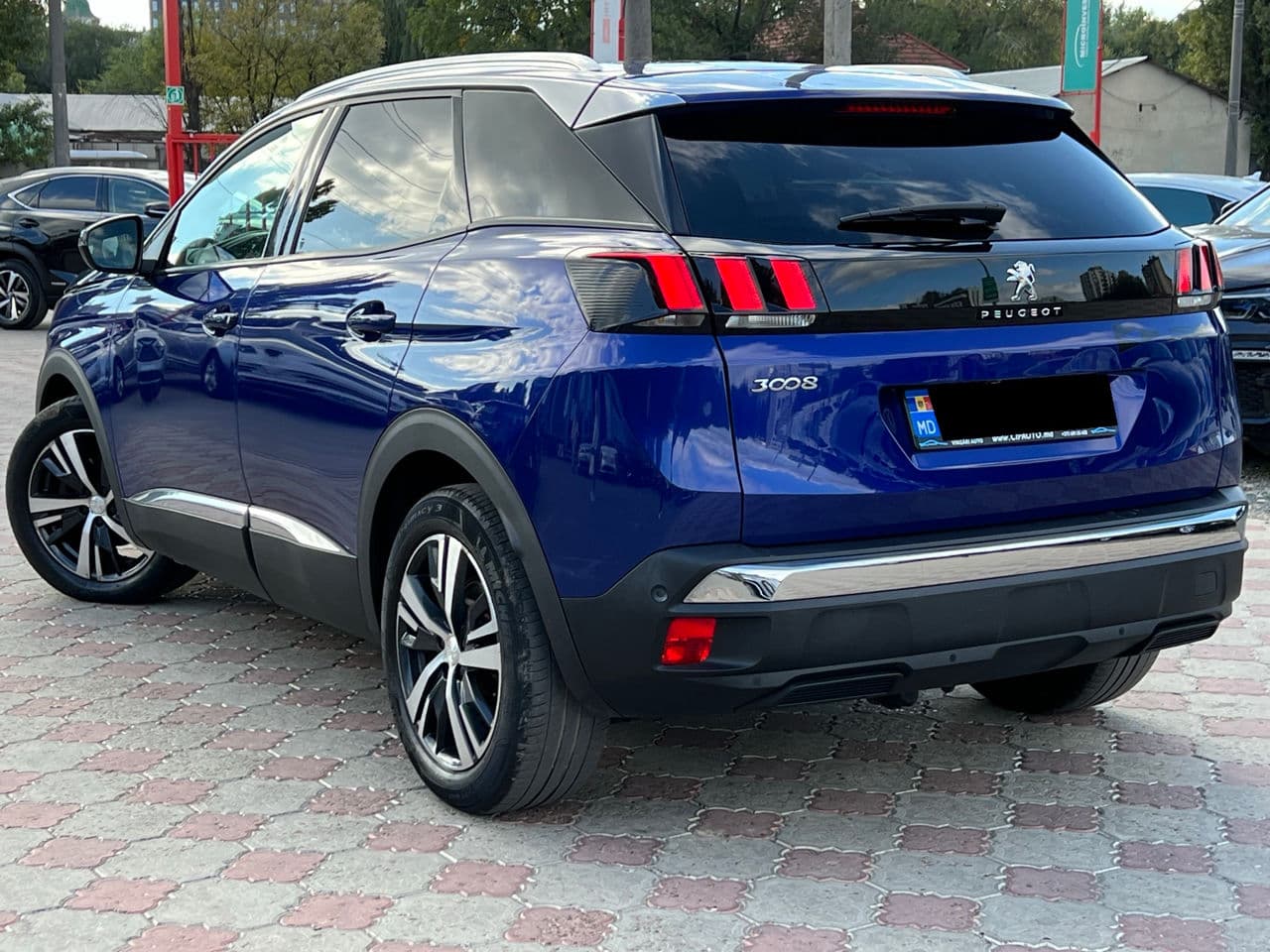Peugeot 3008 2018 — Миниатюра 2