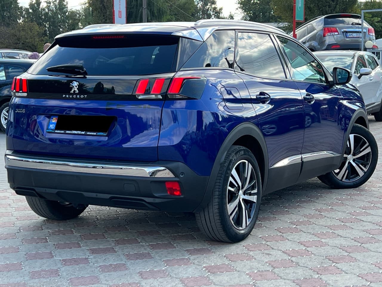 Peugeot 3008 2018 — Миниатюра 3