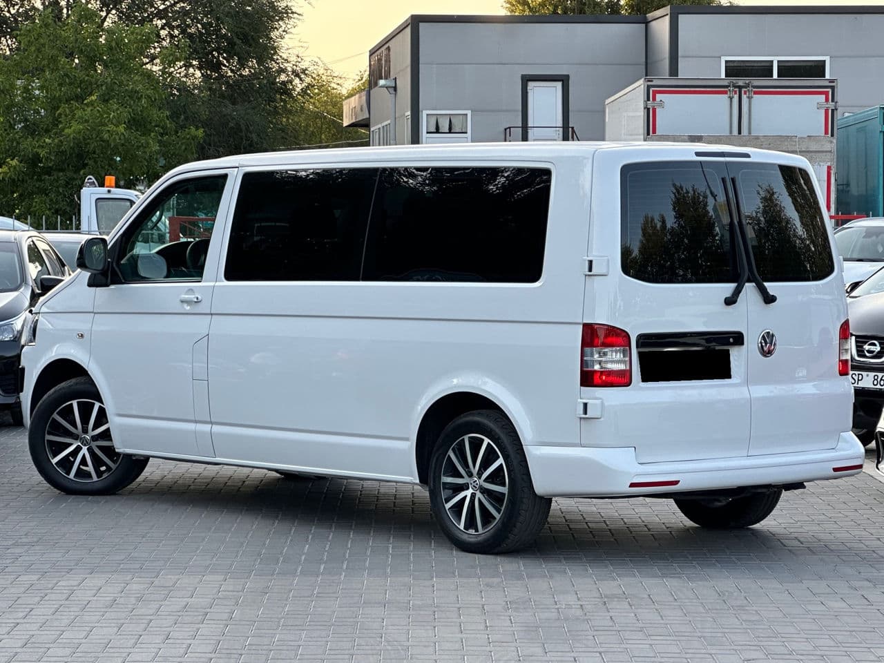 Volkswagen Transporter 2014 — Миниатюра 2