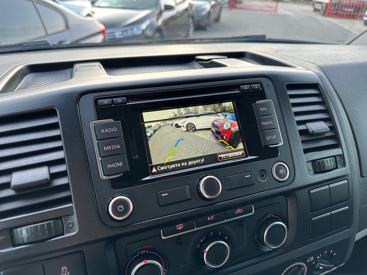 Volkswagen Transporter 2014 — Миниатюра 12
