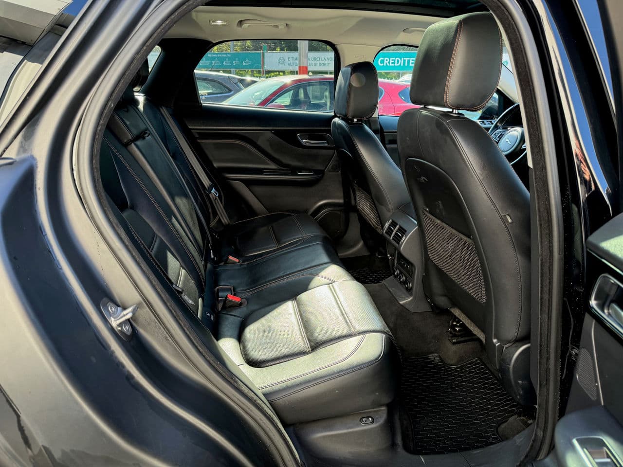 Jaguar F-Pace 2016 — Миниатюра 21