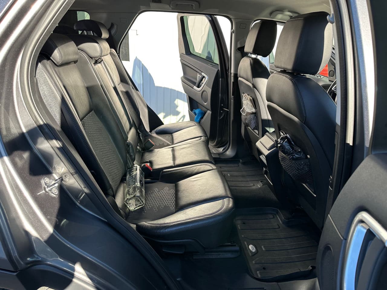 Land Rover Discovery Sport 2016 — Миниатюра 17