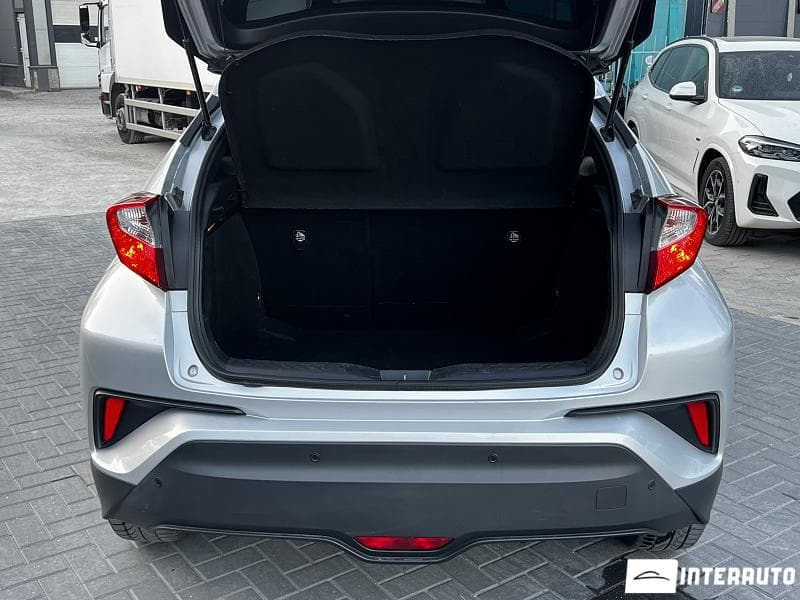 2018 Toyota C-HR — Miniatură 14