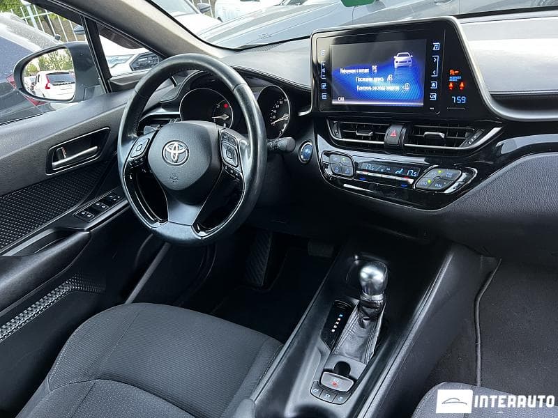2018 Toyota C-HR — Miniatură 7