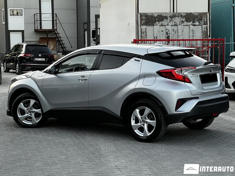 2018 Toyota C-HR — Miniatură 2