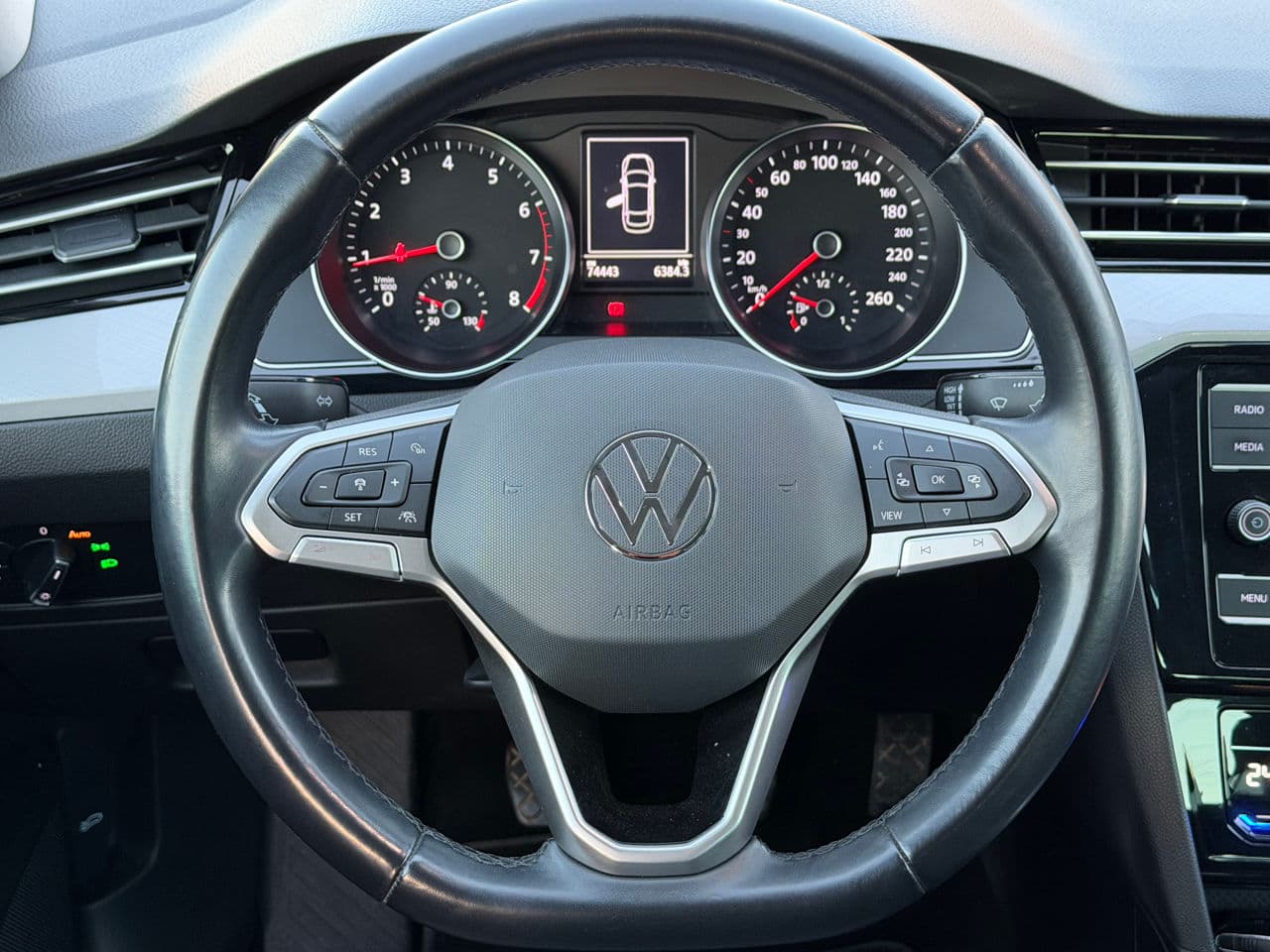 Volkswagen Passat 2020 — Миниатюра 9