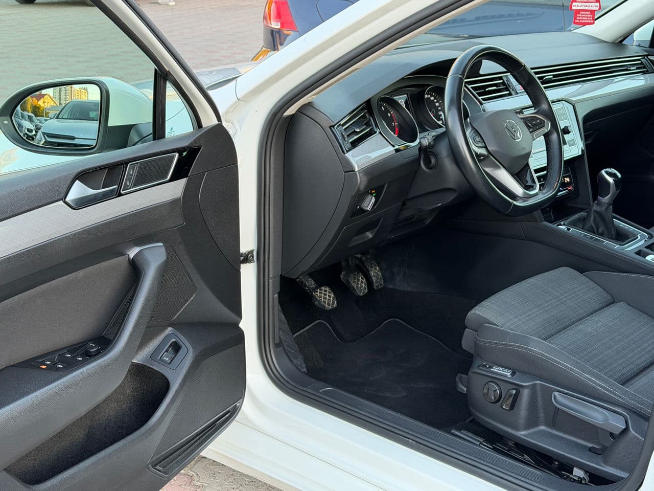 Volkswagen Passat 2020 — Миниатюра 5