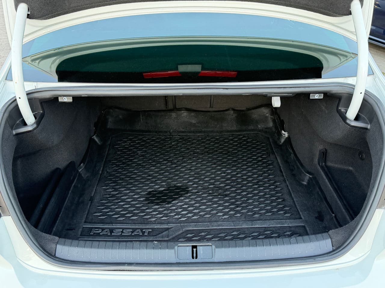 Volkswagen Passat 2020 — Миниатюра 21