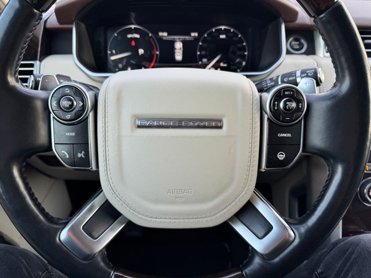 Land Rover Range Rover Vogue 2014 — Миниатюра 13