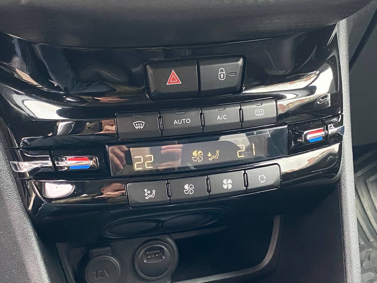 Peugeot 2008 2019 — Миниатюра 13