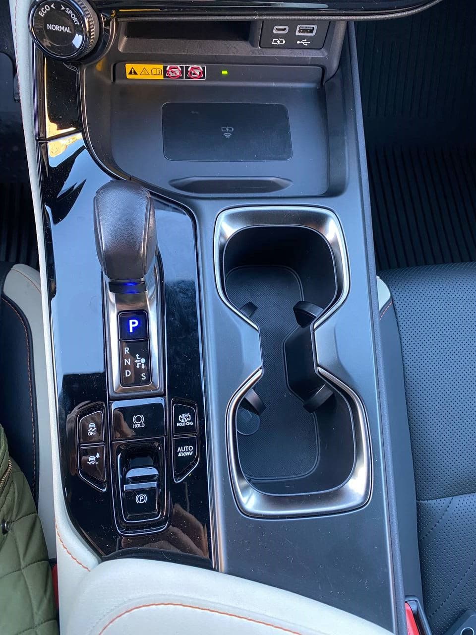 Lexus NX 450H+ 2022 — Миниатюра 18
