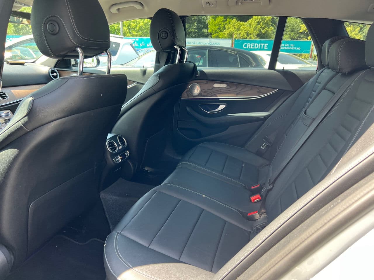 Mercedes E 220 2018 — Миниатюра 7