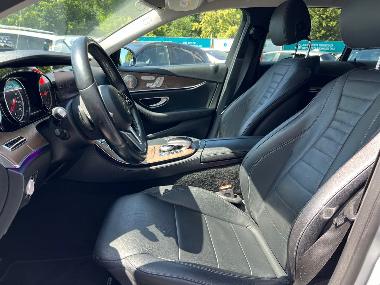 Mercedes E 220 2018 — Миниатюра 5