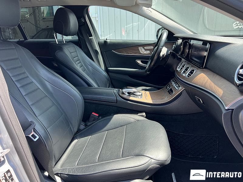 Mercedes E 220 2018 — Миниатюра 6