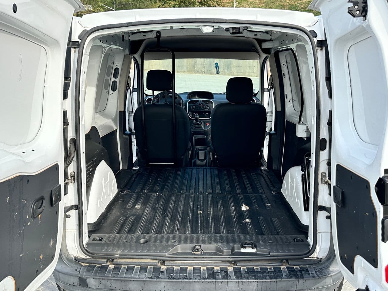 Renault Kangoo 2016 — Миниатюра 13