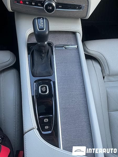 2022 Volvo XC 90 — Miniatură 15