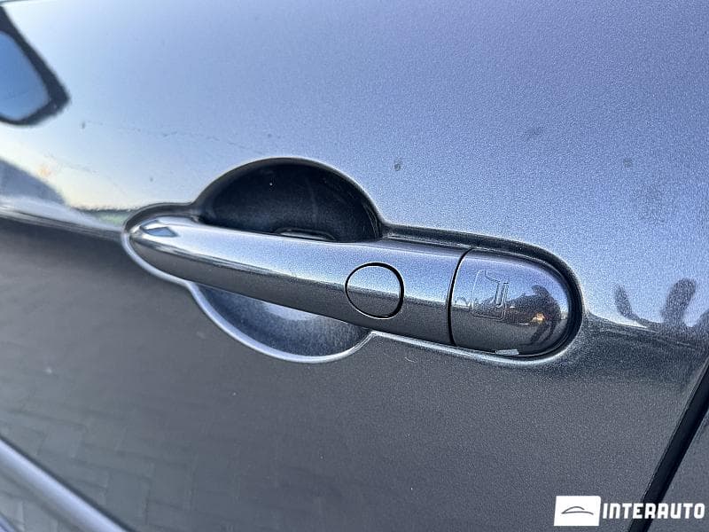 Renault Laguna 2015 — Миниатюра 16