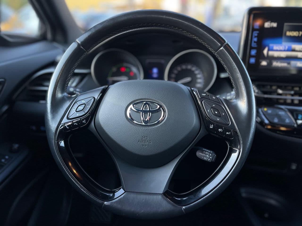 Toyota C-HR 2019 — Миниатюра 9